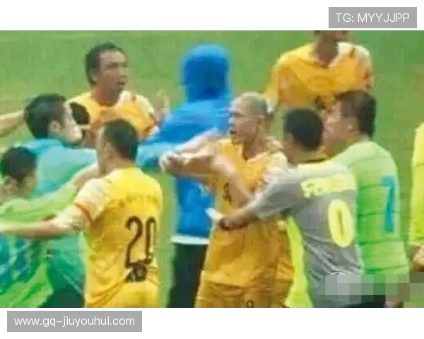 香港足球明星队武当山友谊交流盛会展现体育与文化融合风采魅力秀